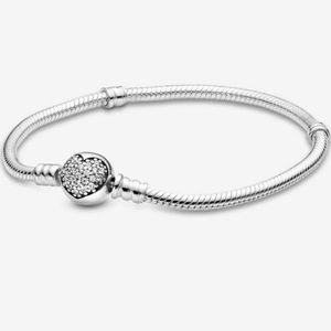 PANDORA SPARKLING HEART CLASP BRACELET